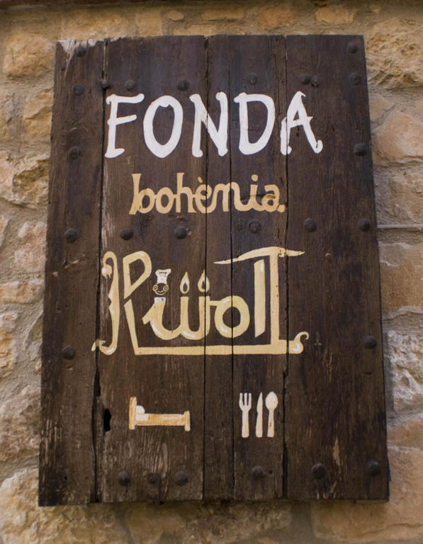 Fonda Bohemia Riuot Aparthotel Montblanc Exterior photo